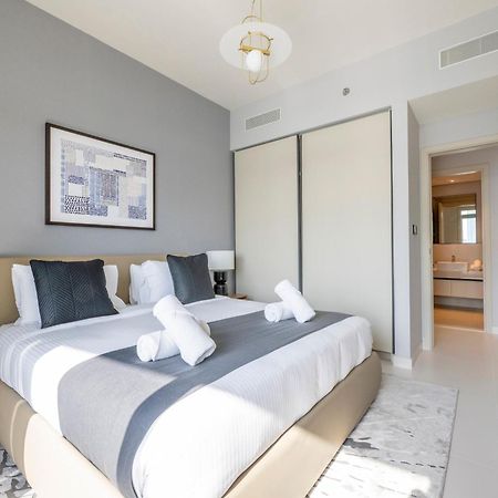 Ultra Luxury Emaar Beachfront - Private Beach And Pool Dubai Esterno foto