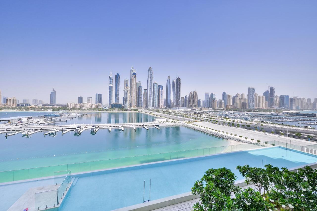 Ultra Luxury Emaar Beachfront - Private Beach And Pool Dubai Esterno foto