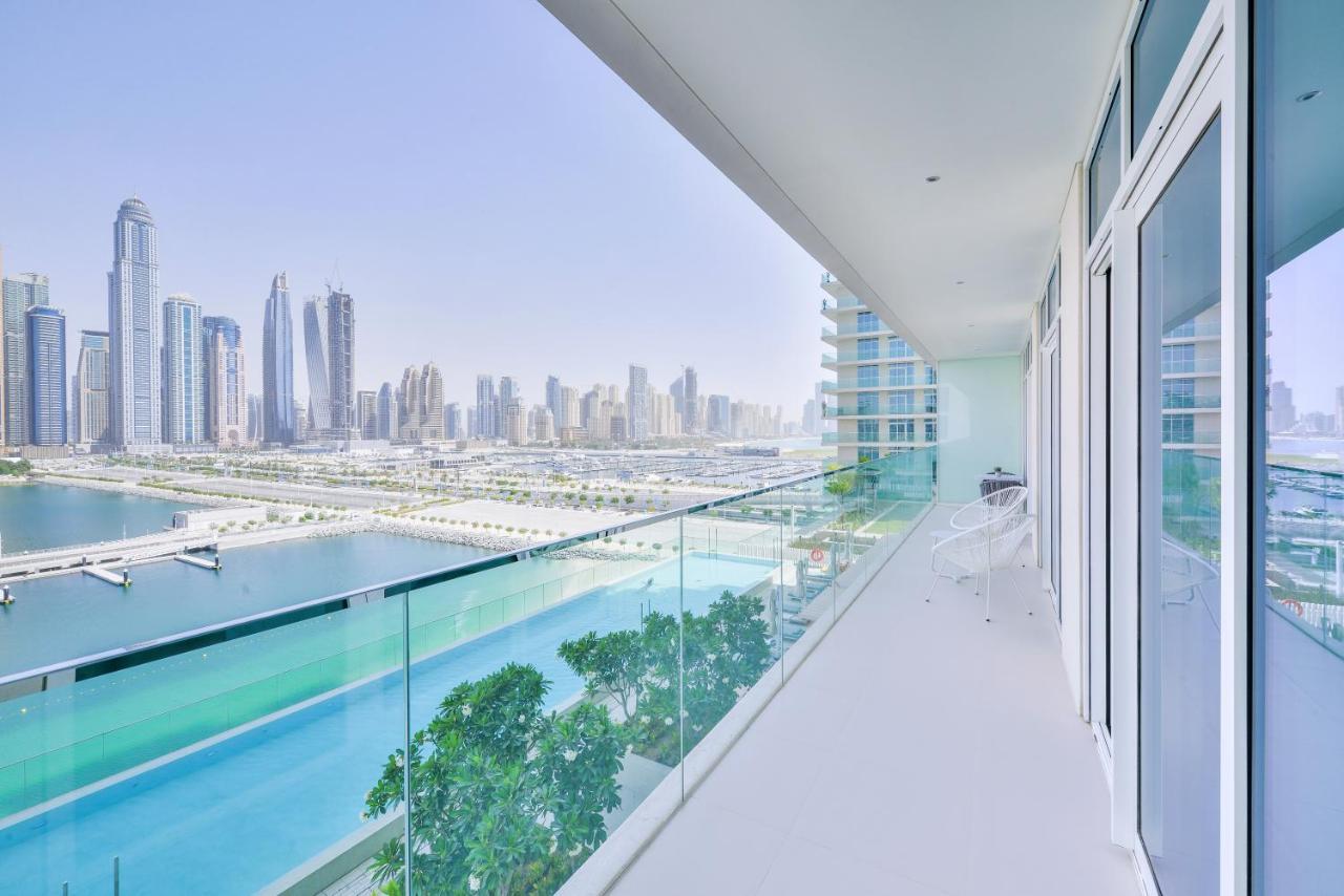 Ultra Luxury Emaar Beachfront - Private Beach And Pool Dubai Esterno foto