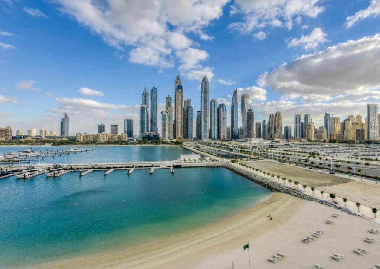 Ultra Luxury Emaar Beachfront - Private Beach And Pool Dubai Esterno foto