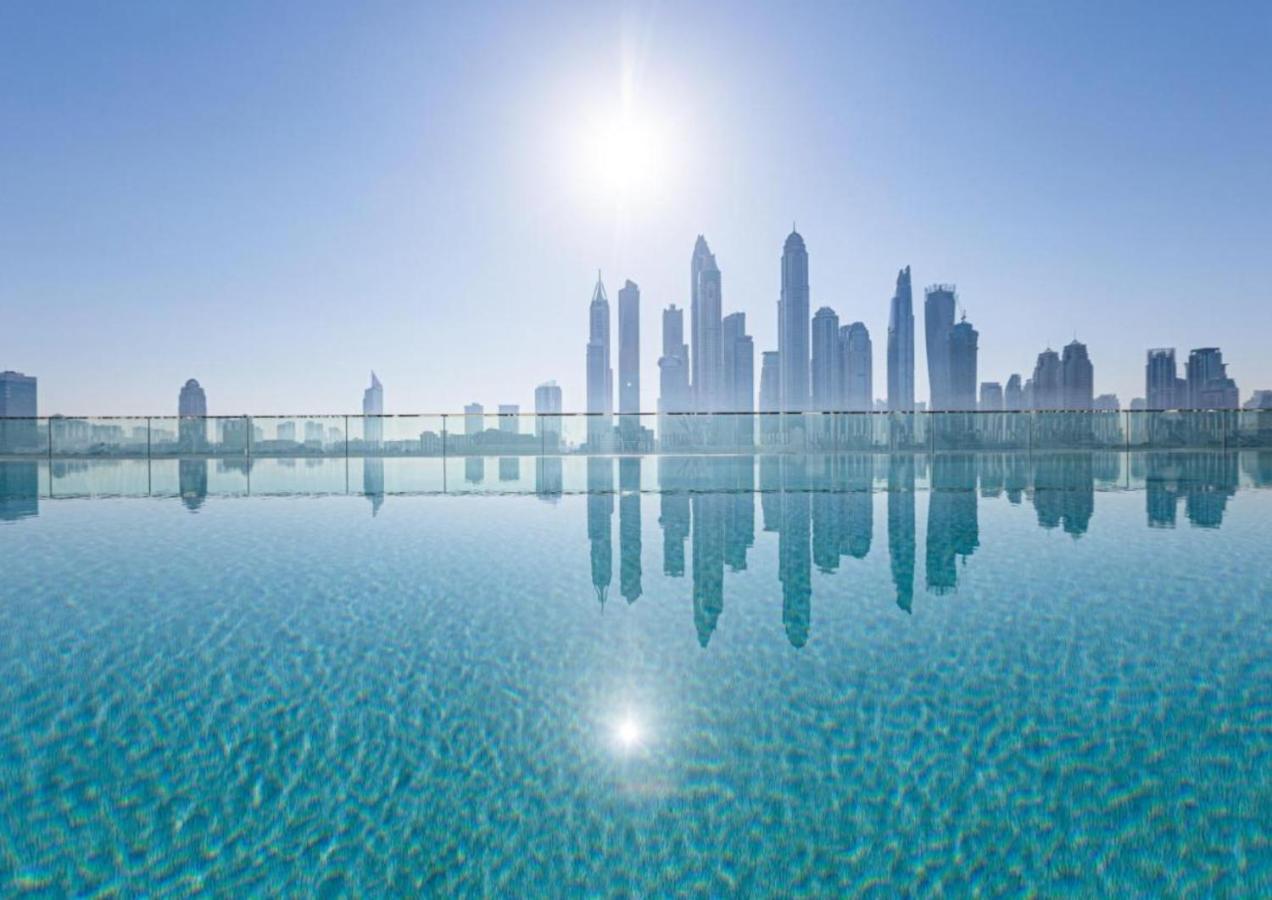 Ultra Luxury Emaar Beachfront - Private Beach And Pool Dubai Esterno foto
