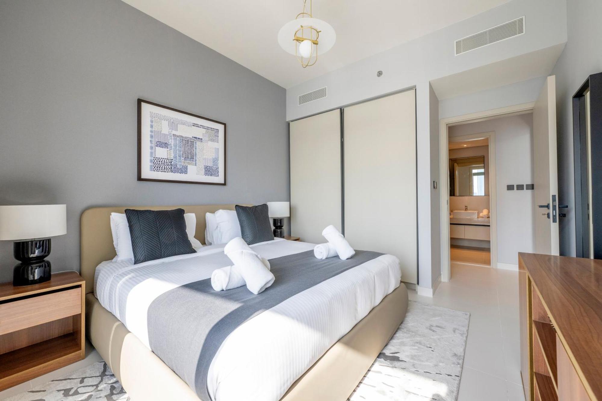 Ultra Luxury Emaar Beachfront - Private Beach And Pool Dubai Esterno foto