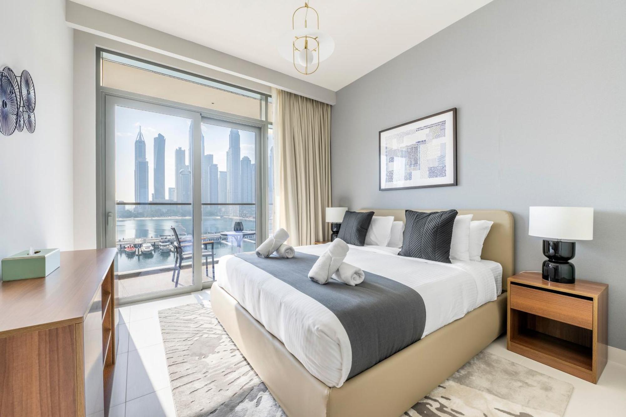 Ultra Luxury Emaar Beachfront - Private Beach And Pool Dubai Esterno foto
