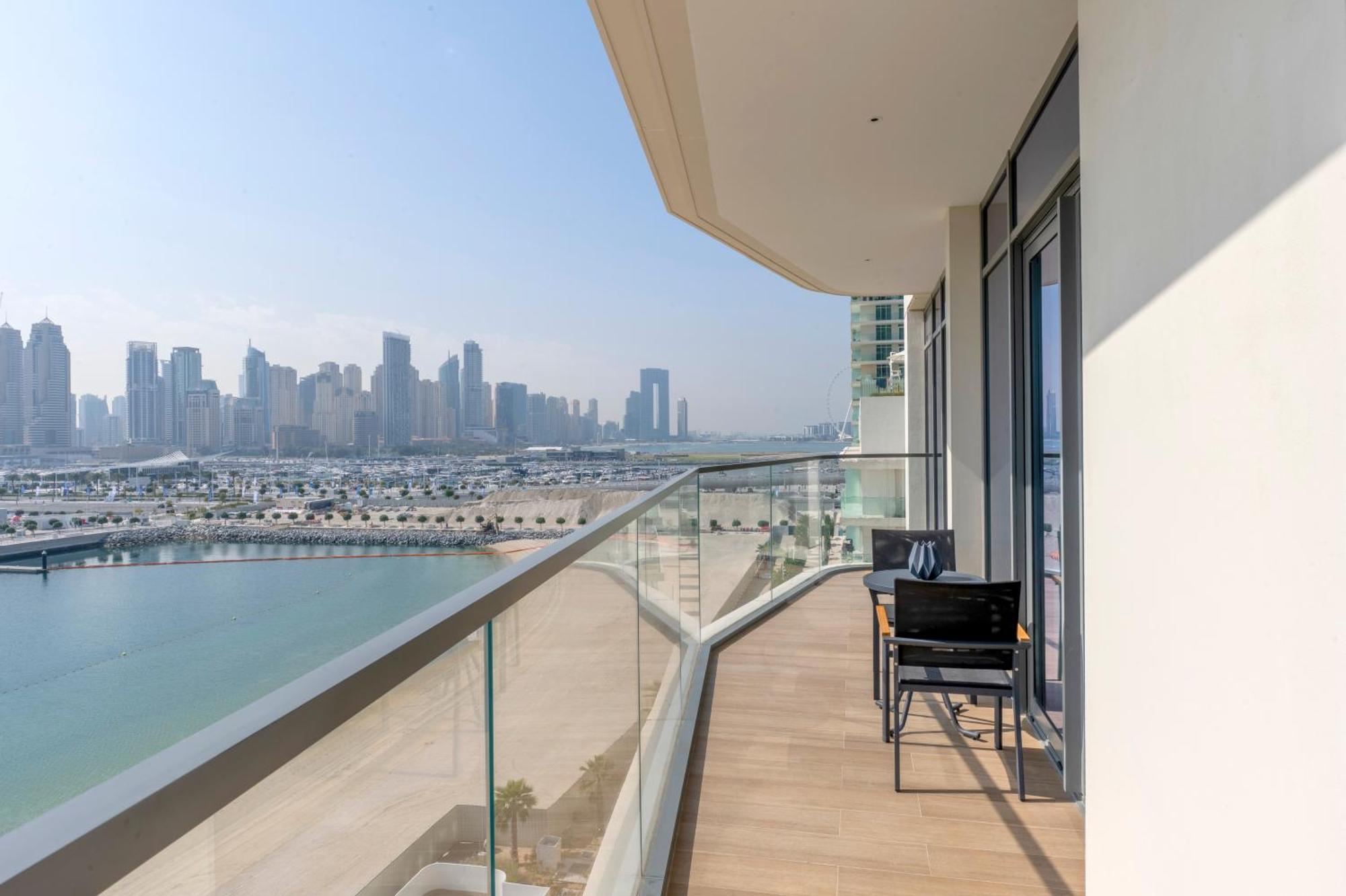 Ultra Luxury Emaar Beachfront - Private Beach And Pool Dubai Esterno foto