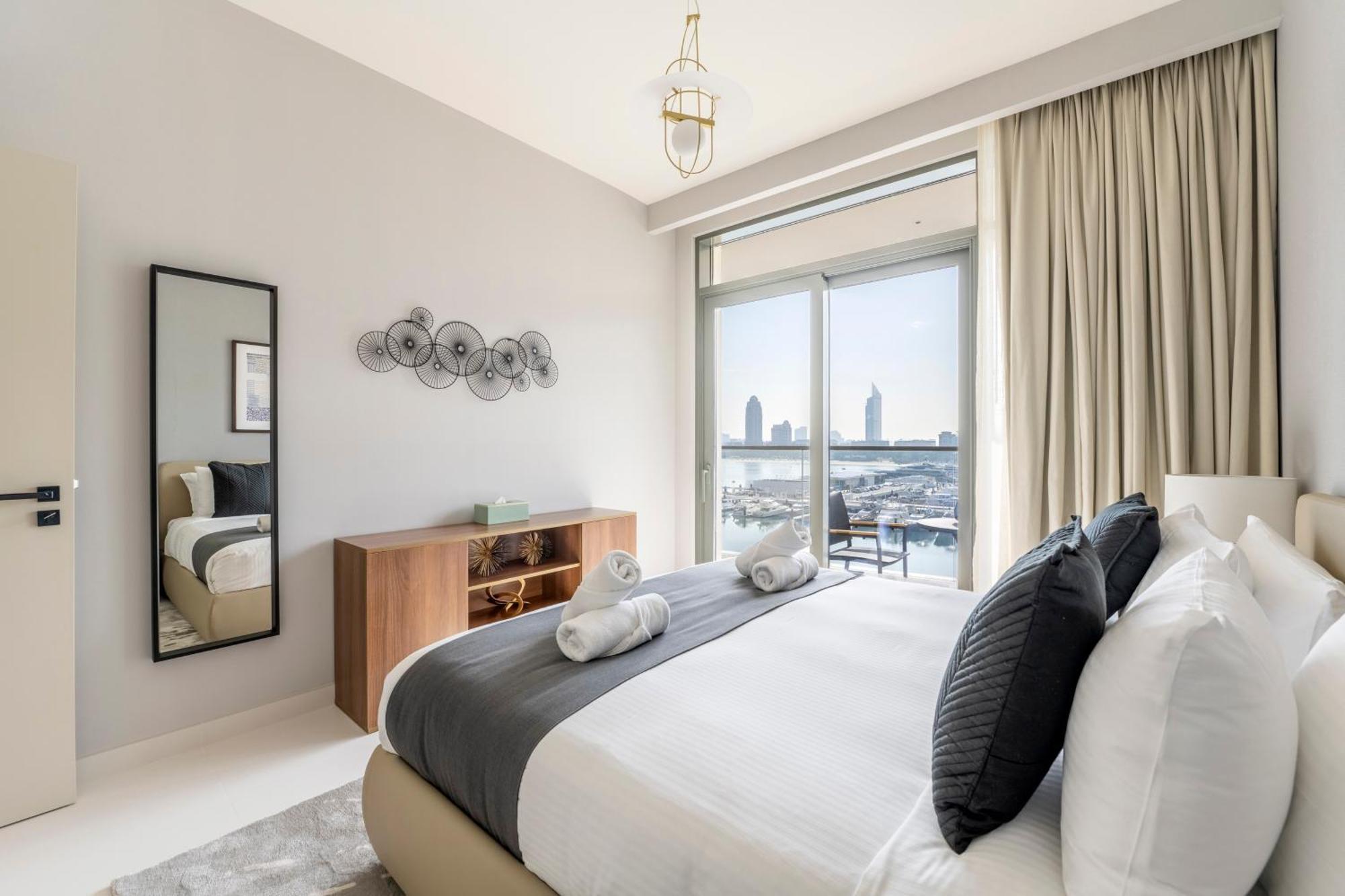 Ultra Luxury Emaar Beachfront - Private Beach And Pool Dubai Esterno foto